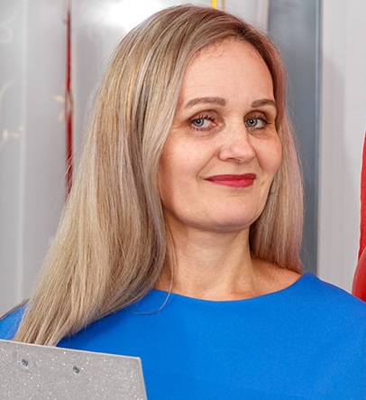 Воспитатель Любомирская Елена Григорьевна.